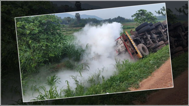 Panic on Highway as Gas Tanker Overturns and Leaks White Vapor in Anakapalli District